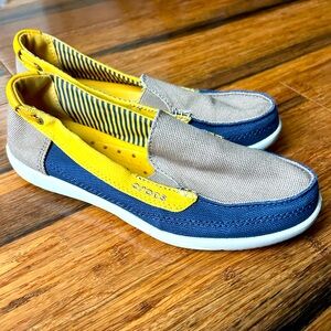 Women’s crocs || great condition